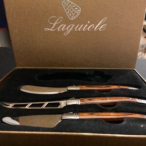 Cheese Knives and Corkscrew Set!